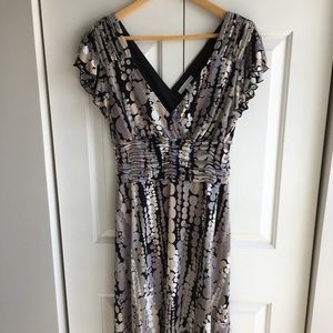 Double V dress